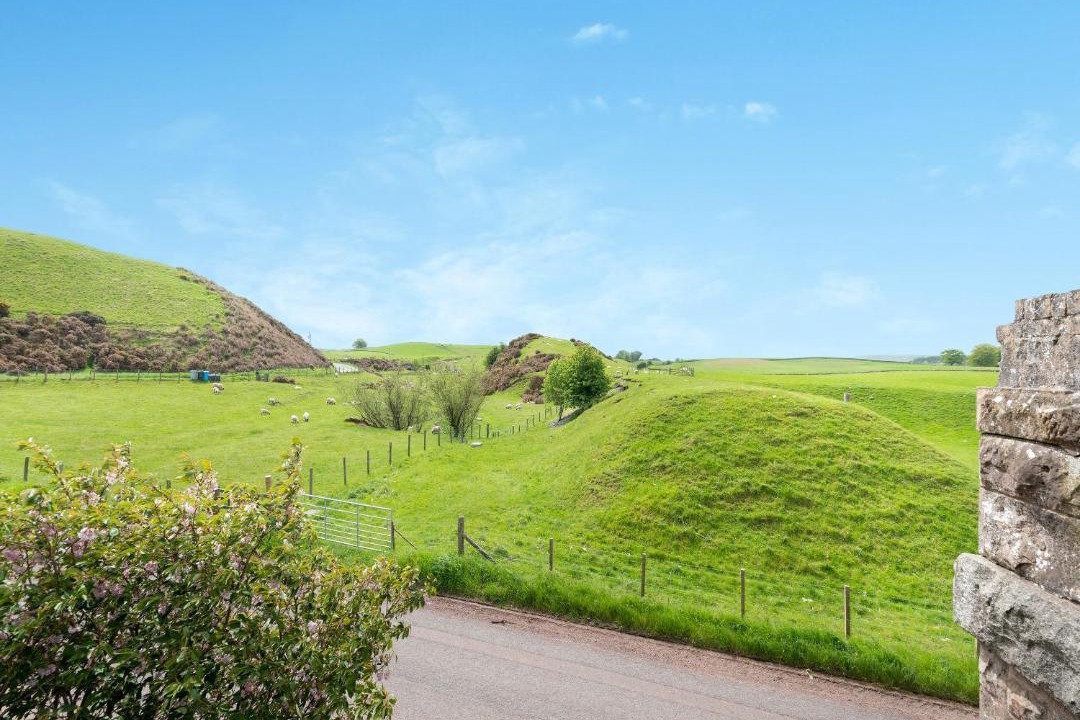 Photo of Others in Lanark