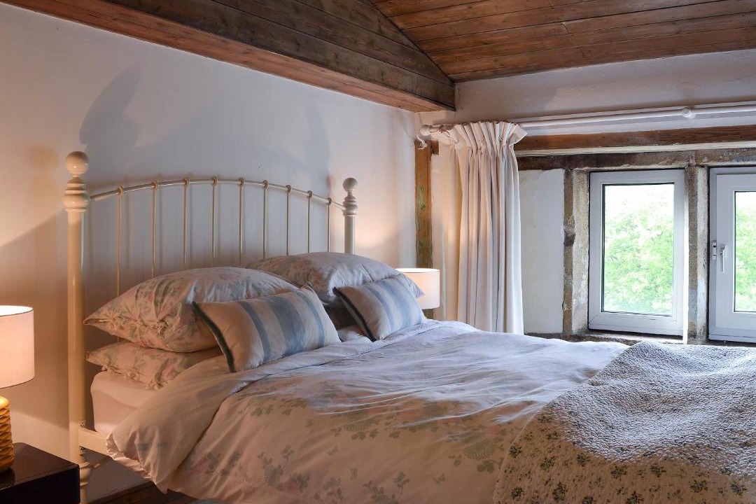 Photo of Others in Hepworth