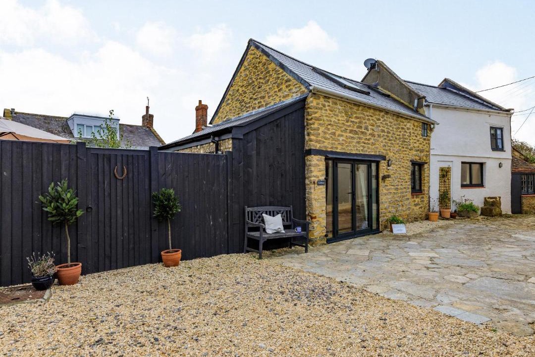 Photo of Others in Burton Bradstock