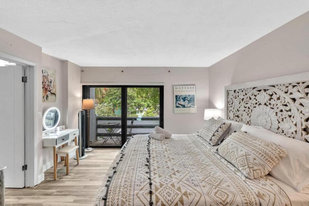 Photo of Bedroom in Coconut Grove