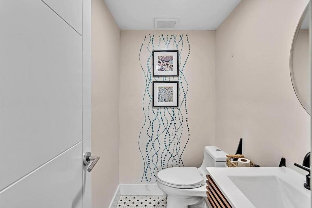 Photo of Bathroom in Coconut Grove