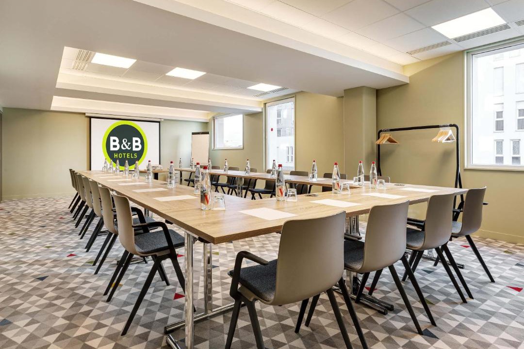 Photo of Others in Faubourg de Bethune