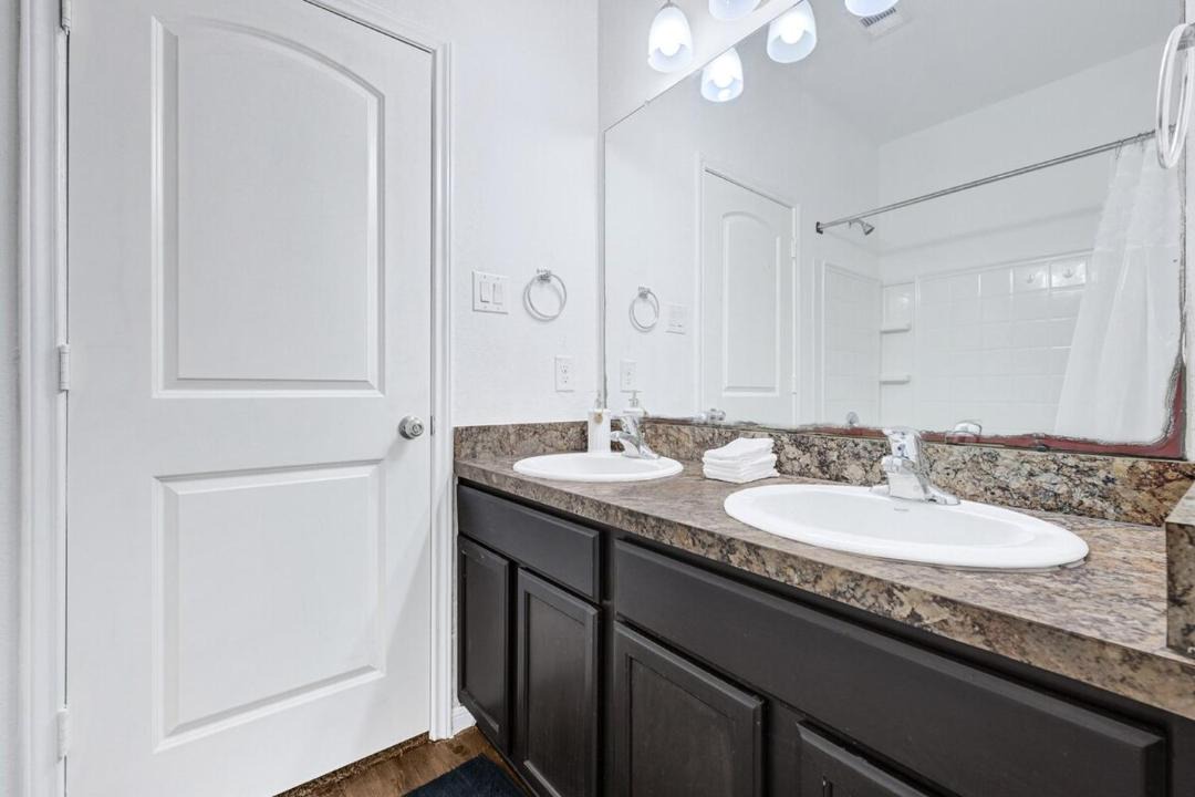 Photo of Bathroom in Channelview