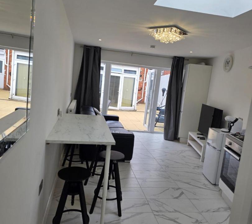 Photo of Others in Cradley