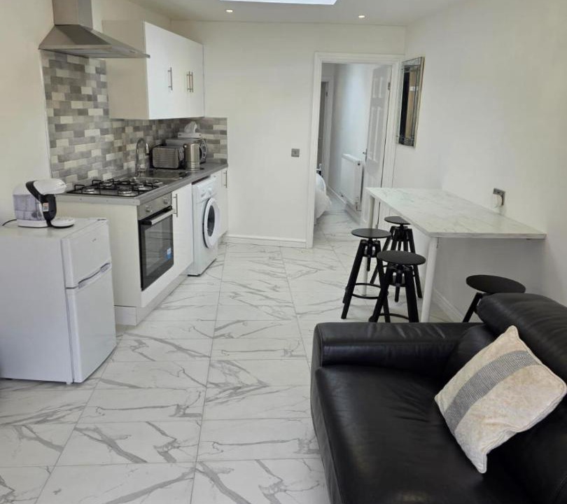 Photo of Others in Cradley