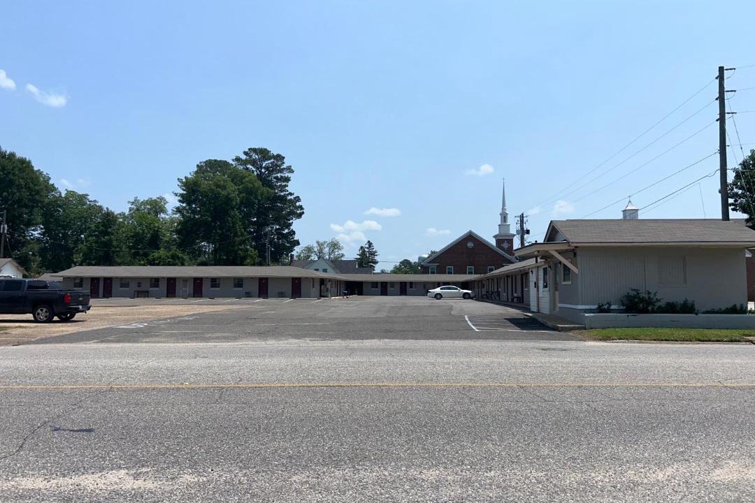 Photo of Buildings in Grove Hill