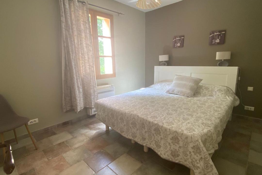 Photo of Bedroom in Menerbes