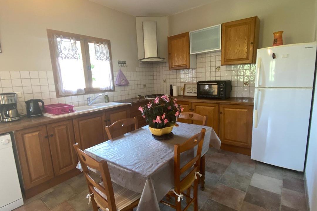 Photo of Kitchen in Menerbes