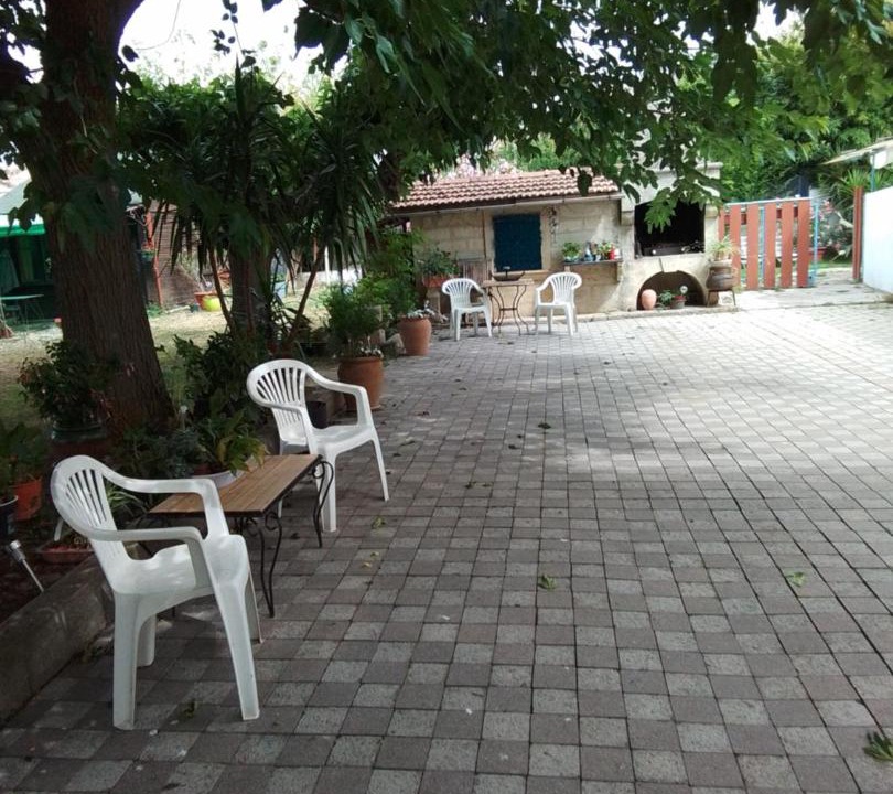 Photo of Others in Lunel-Viel