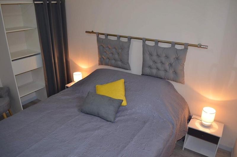 Photo of Bedroom in Chavot-Courcourt