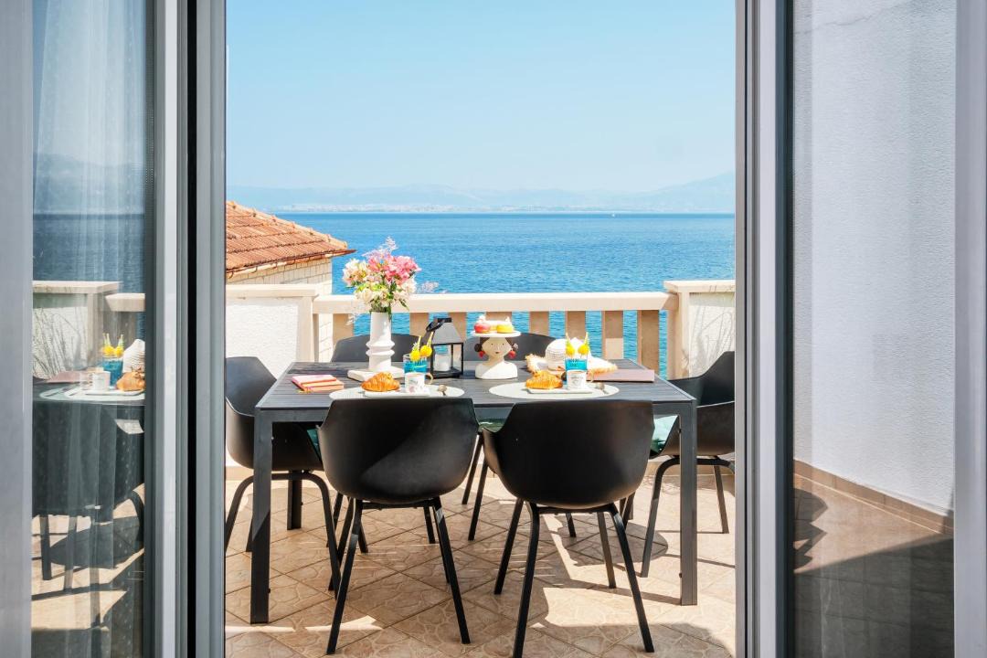 Photo of Patio Balcony in Cove Makarac (Milna)
