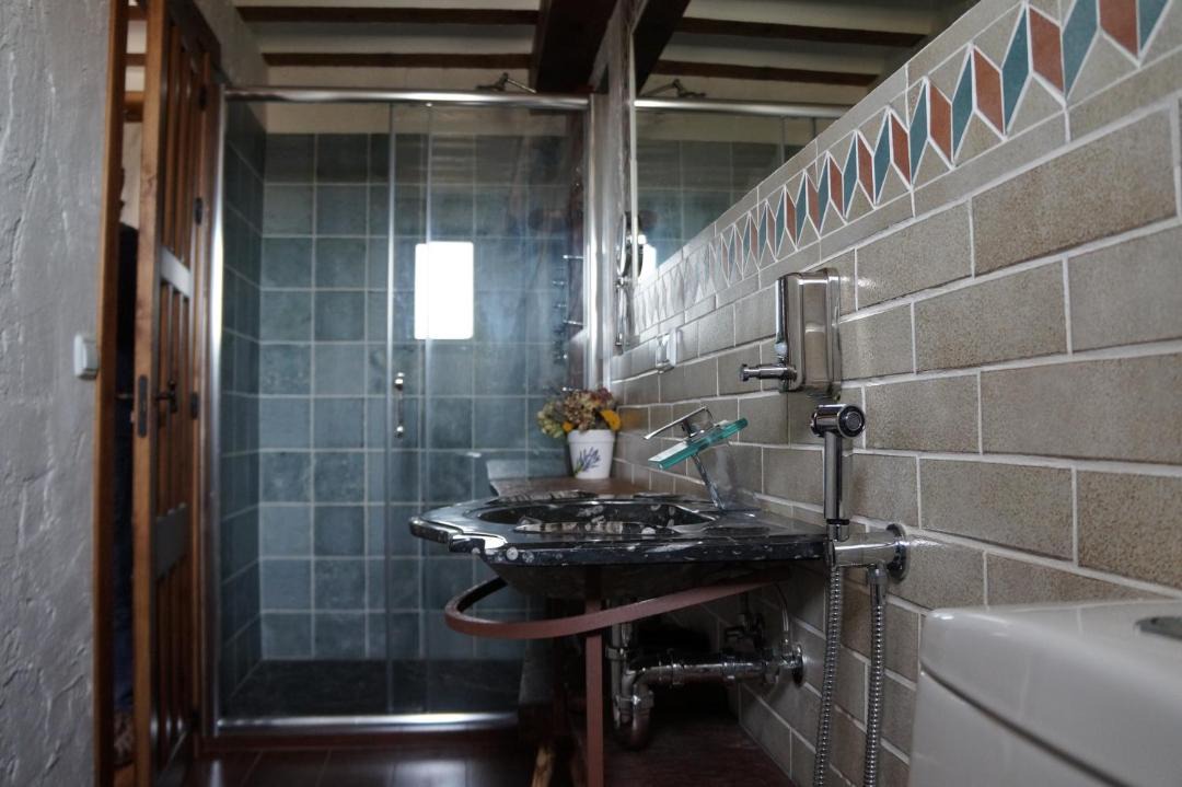 Photo of Bathroom in Olmos de Atapuerca