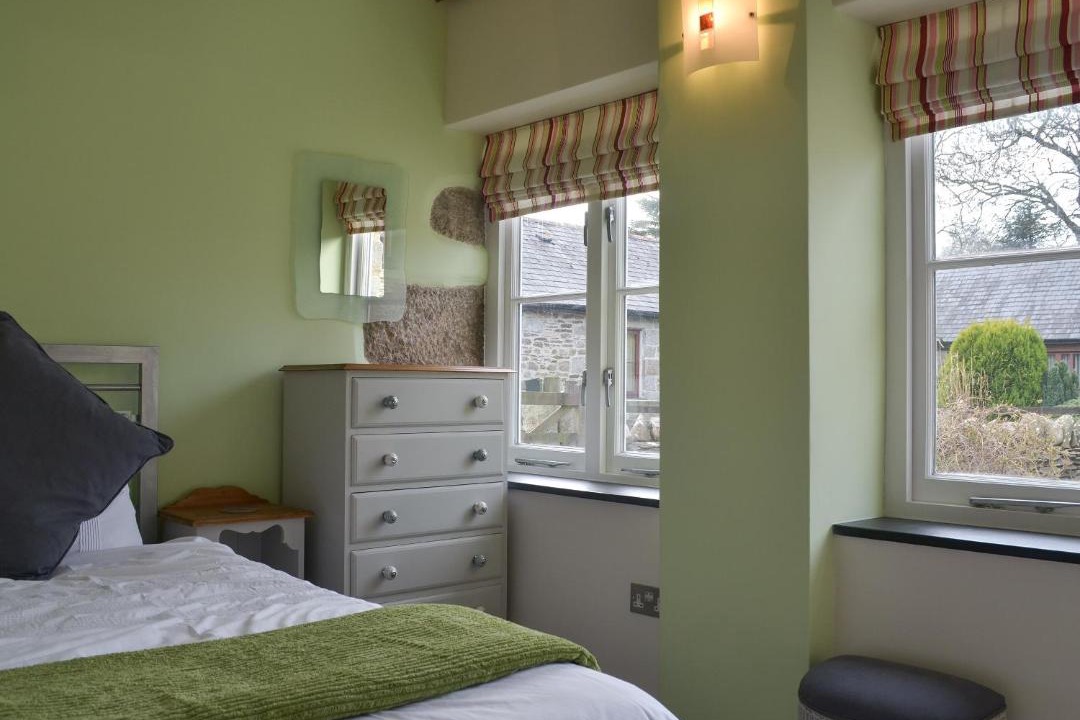 Photo of Others in Fivelanes