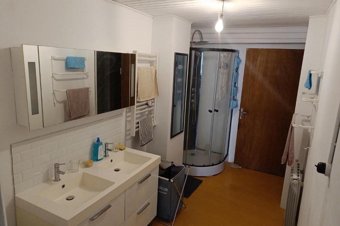 Photo of Bathroom in Albies