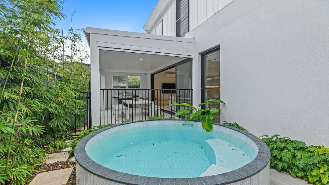 Photo of Others in Hawks Nest