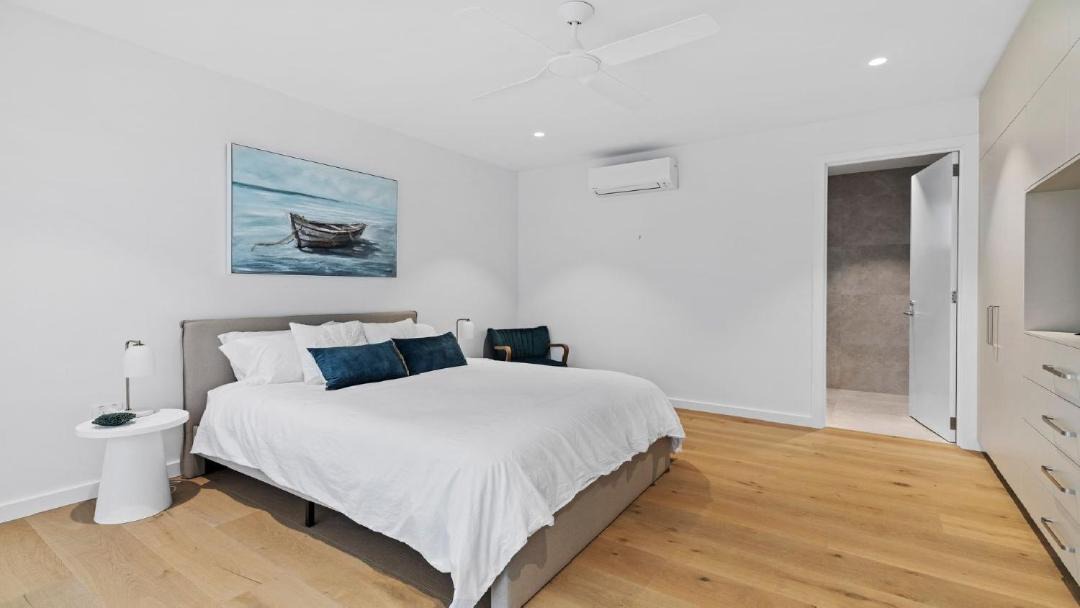 Photo of Bedroom in Hawks Nest