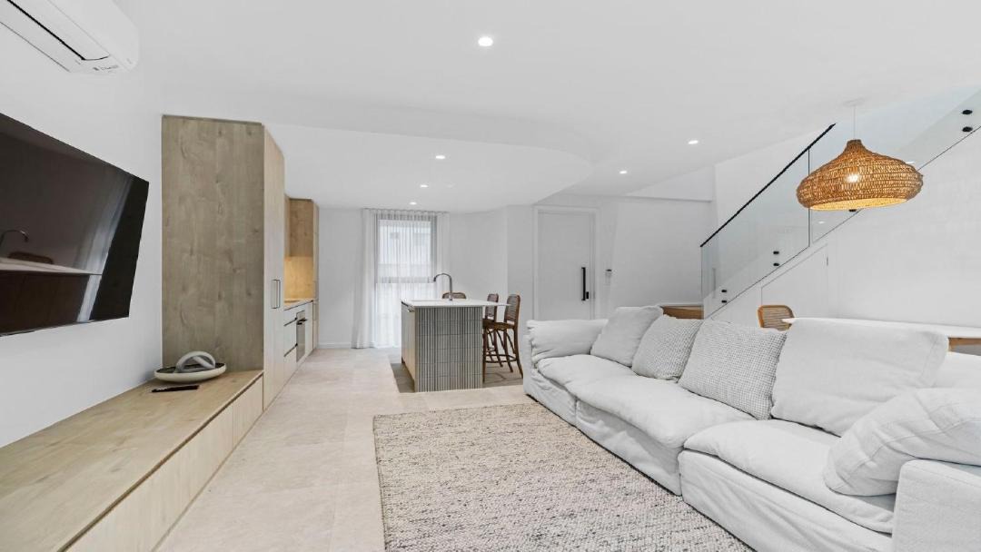 Photo of Others in Hawks Nest