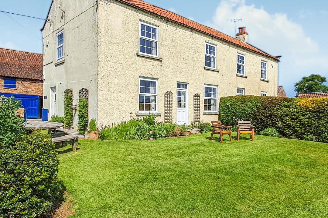 Photo of Others in Low Catton