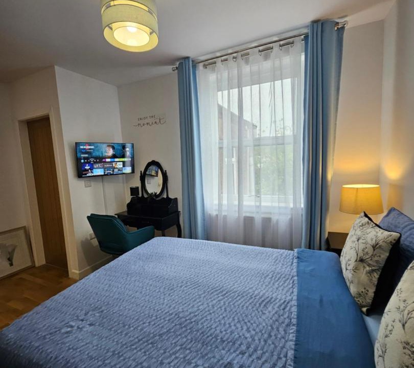 Photo of Others in Leek