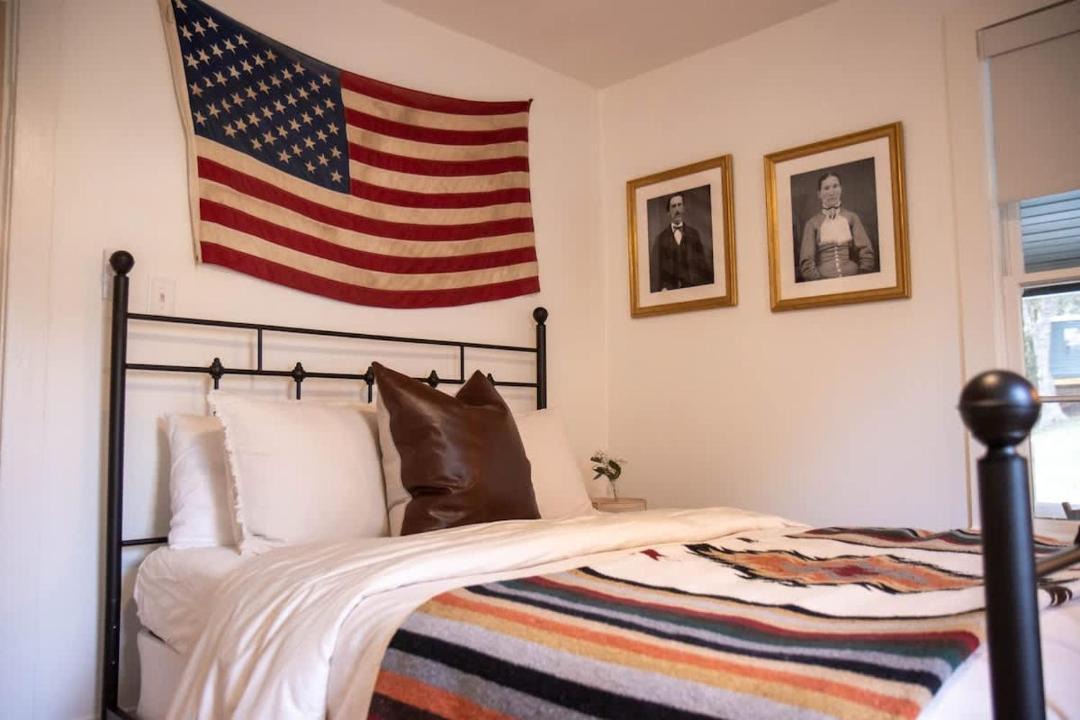 Photo of Bedroom in Leipers Fork