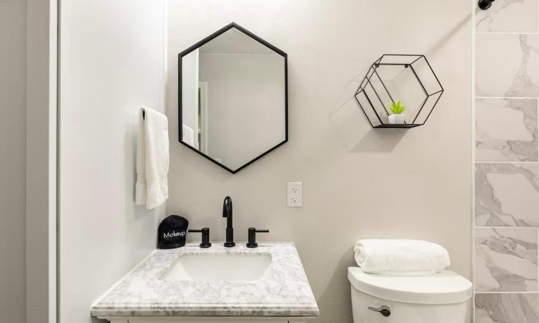 Photo of Bathroom in Whitesboro