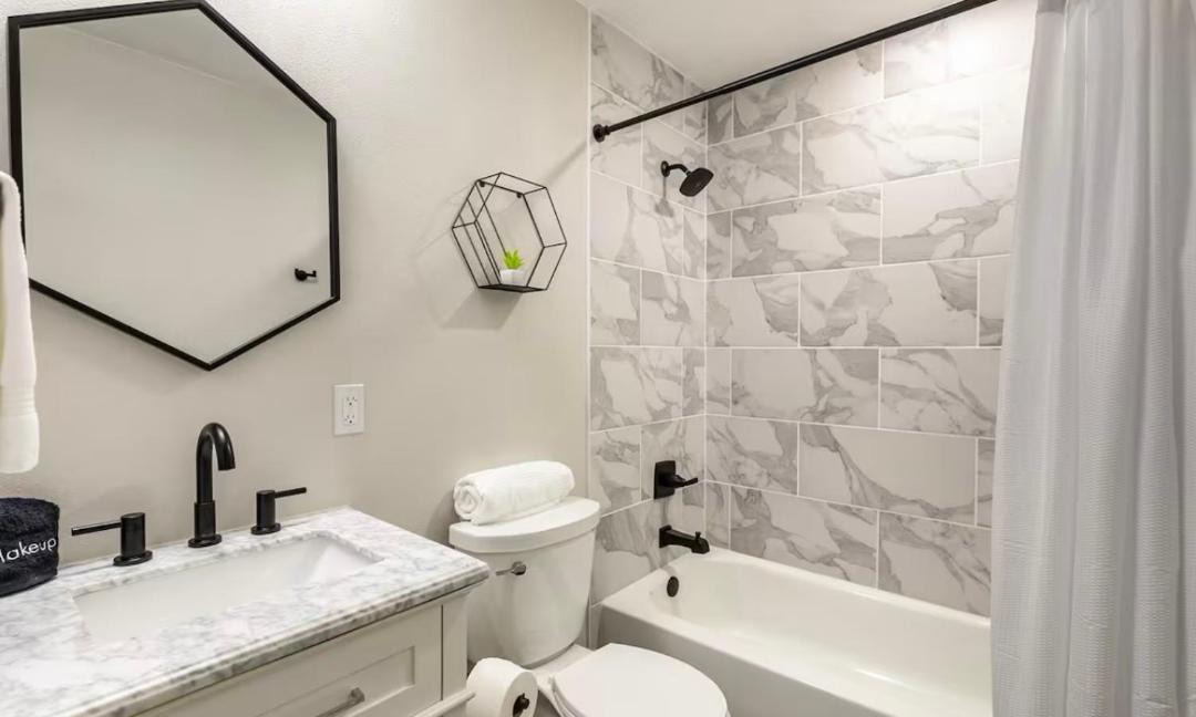 Photo of Bathroom in Whitesboro