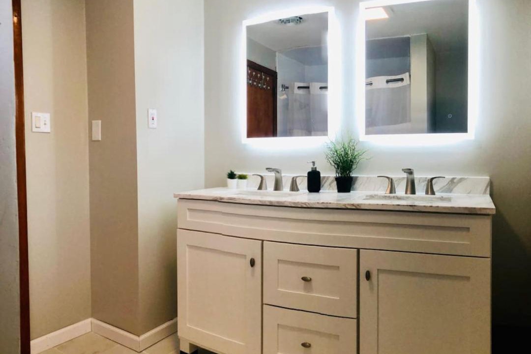 Photo of Bathroom in Niagara Falls