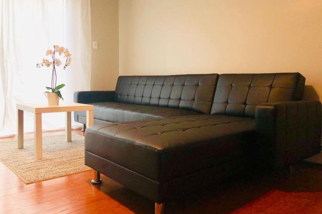 Photo of Livingroom in Niagara Falls