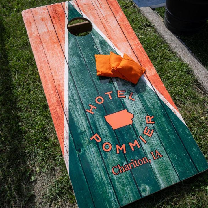 Photo of Others in Chariton