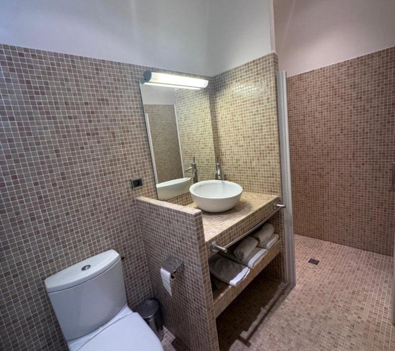Photo of Bathroom in Thuir
