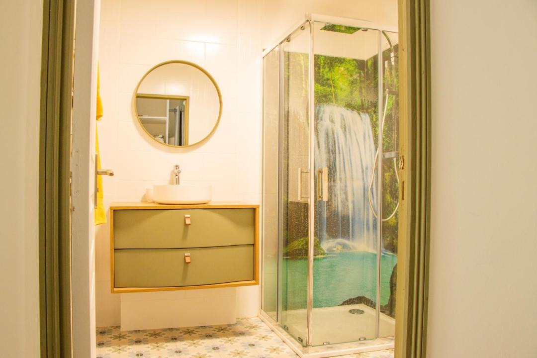 Photo of Bathroom in Belluire