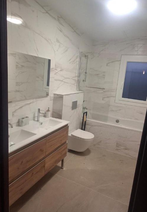 Photo of Bathroom in Salon-de-Provence