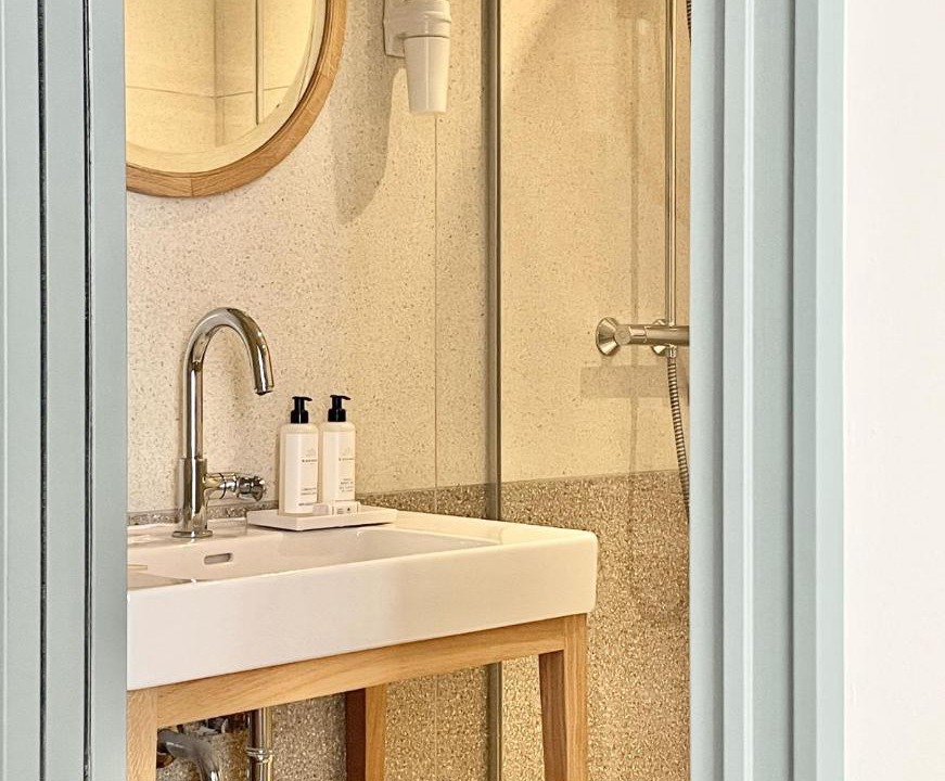 Photo of Bathroom in Quartier de la Plaine-de-Monceaux