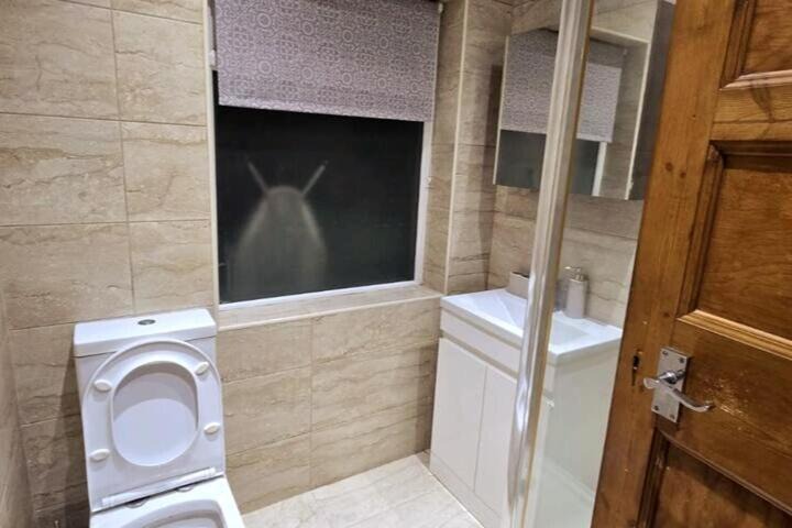 Photo of Bathroom in Pinner South