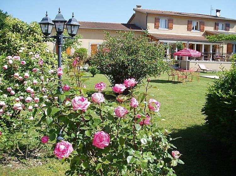 Photo of Others in Berrias-et-Casteljau