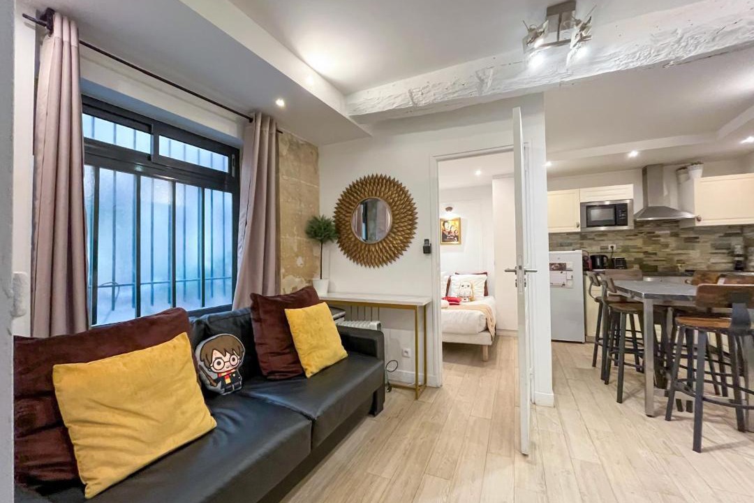 Photo of Others in Quartier du Mail