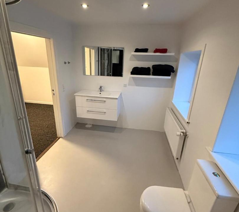 Photo of Others in Holsted