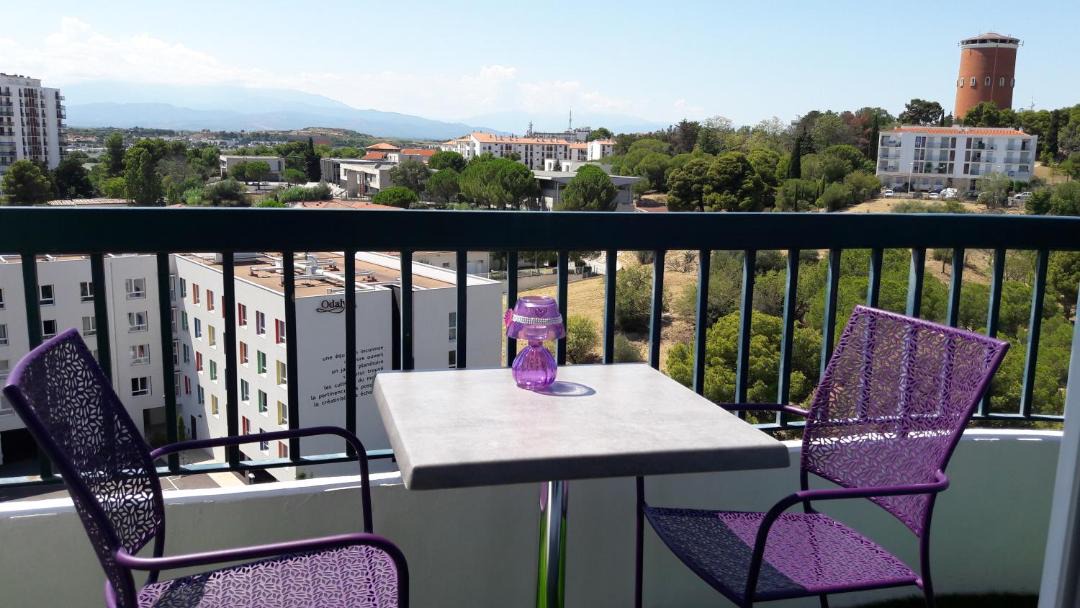 Photo of Patio Balcony in Moulin a Vent