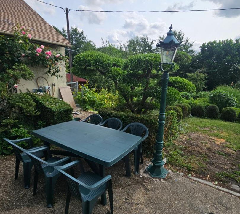 Photo of Others in Breancon