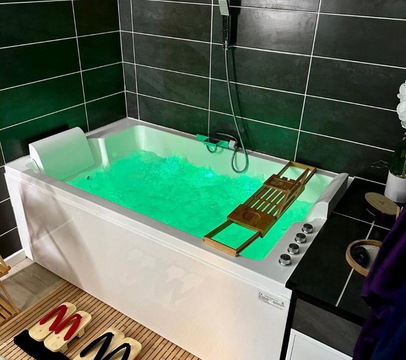 Photo of Bathroom in Saint-Quentin