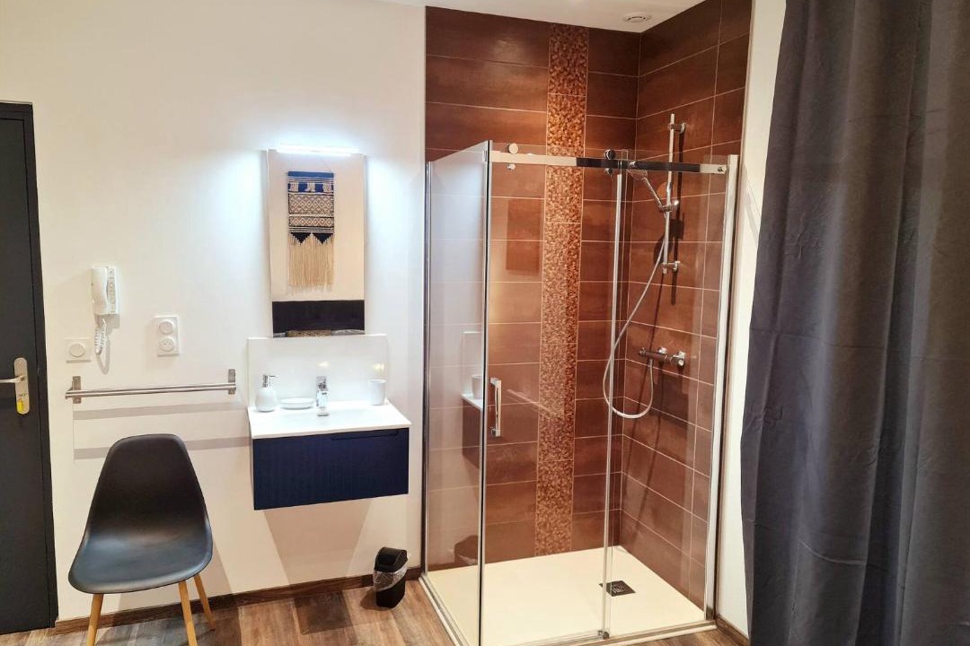 Photo of Bathroom in Millau