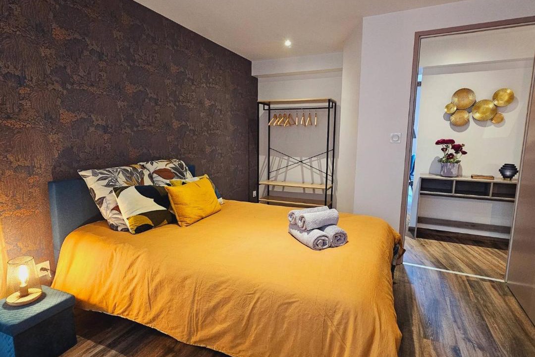 Photo of Bedroom in Saint-Affrique