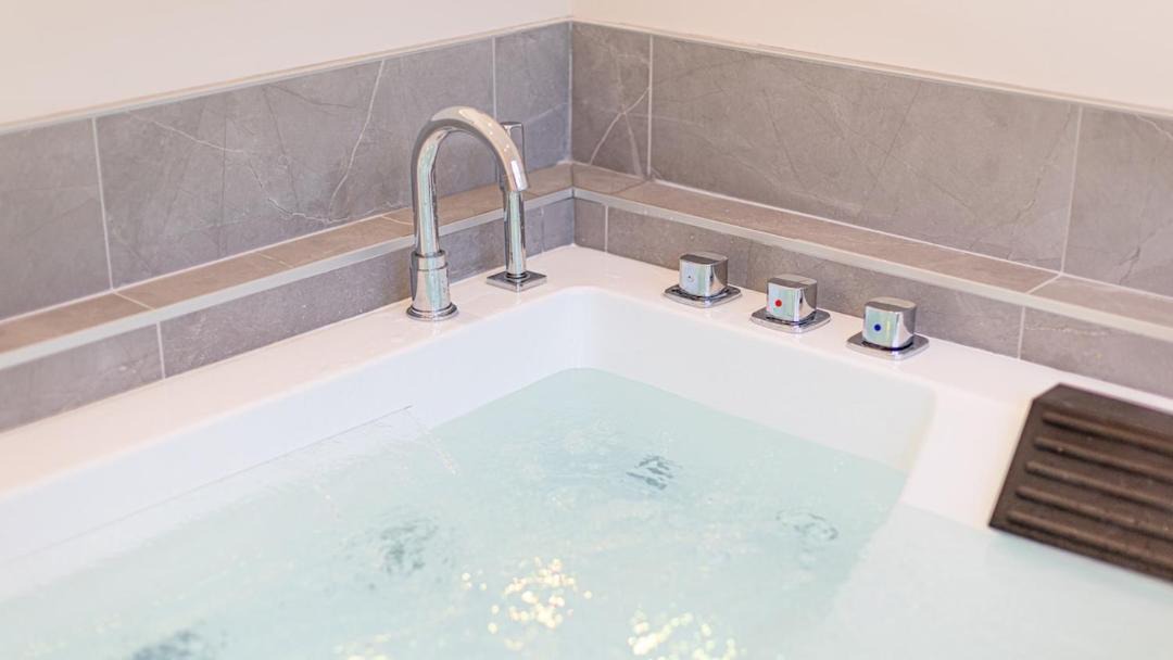 Photo of Bathroom in Albertville