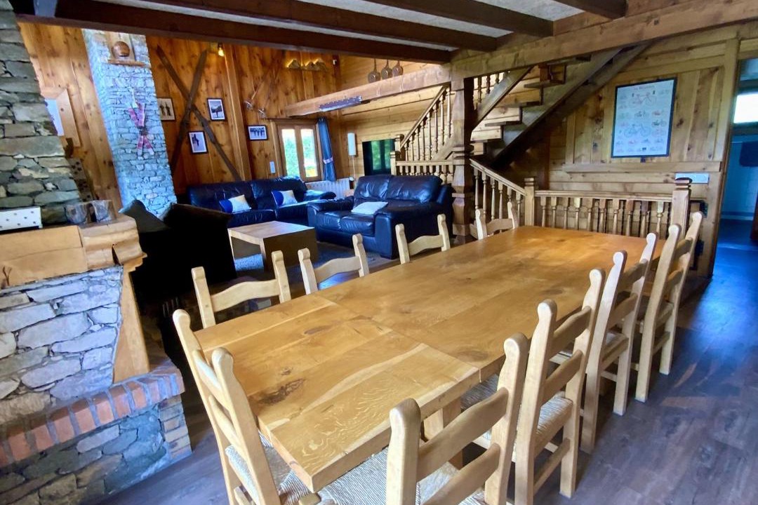 Photo of Others in Seez