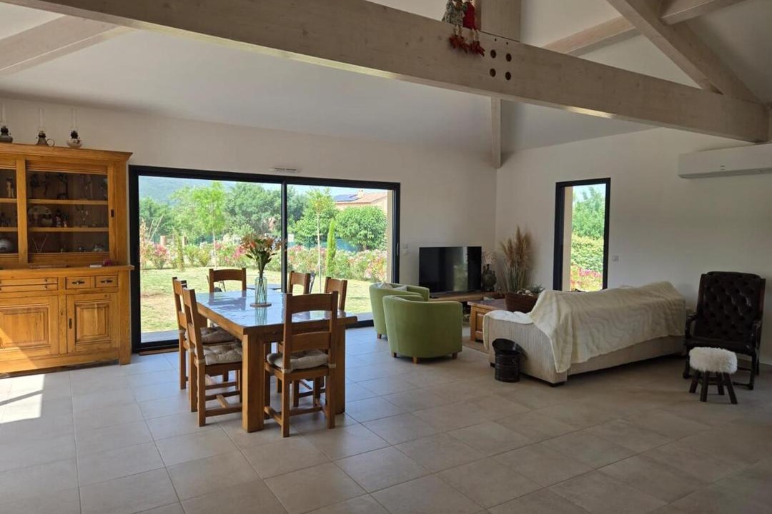 Photo of Others in Salasc