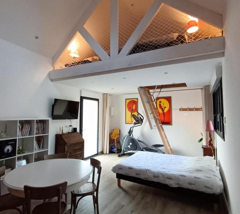 Photo of Others in Longuenesse