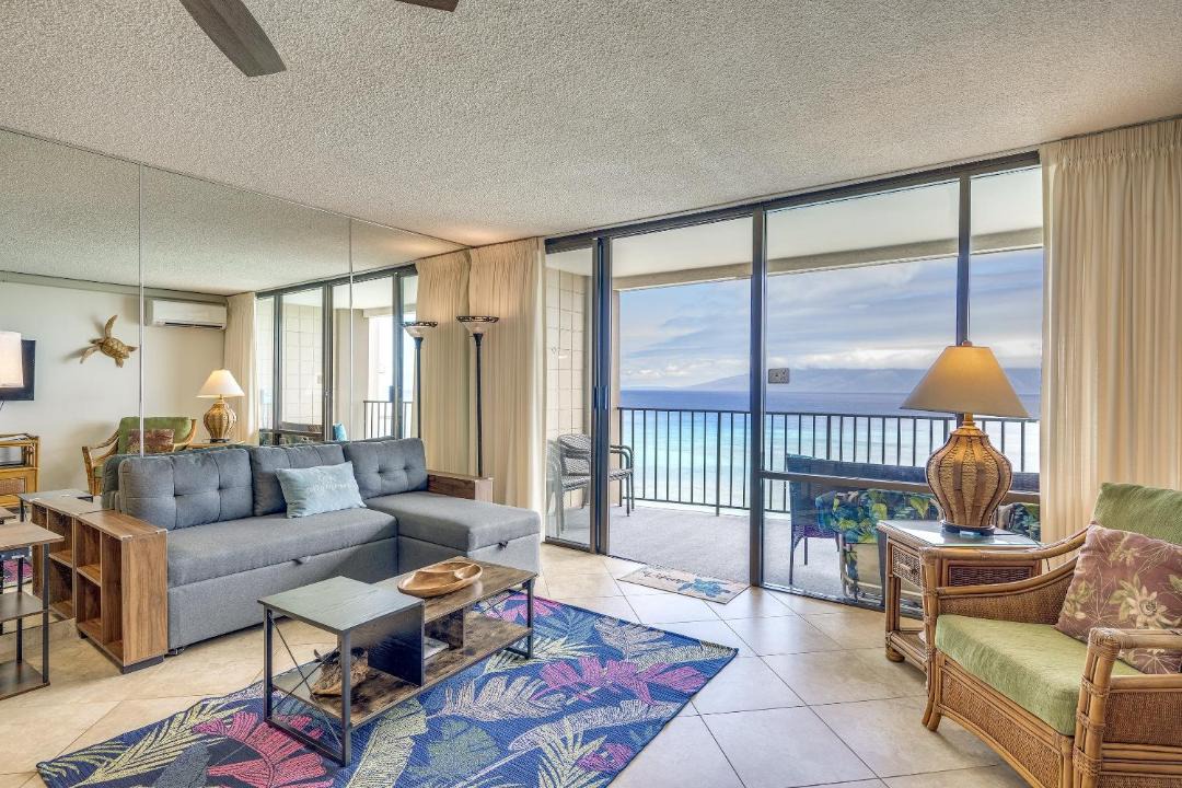 Photo of Others in Kahana