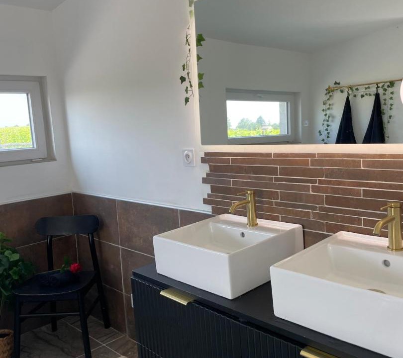 Photo of Bathroom in Mouzillon