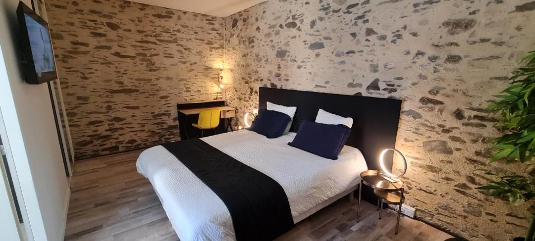 Photo of Others in Saint-Georges-de-Montaigu