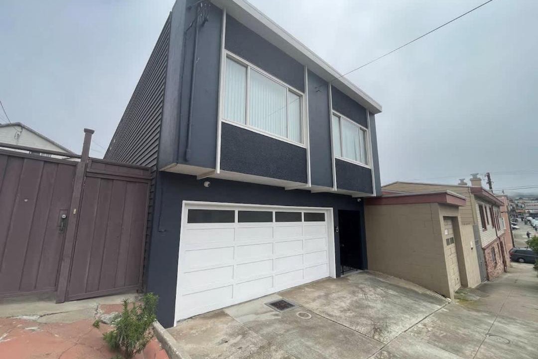 Photo of Others in Excelsior